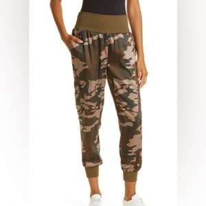 Cinq á Sept Les Jour Giles Pants- Olive Size Medium